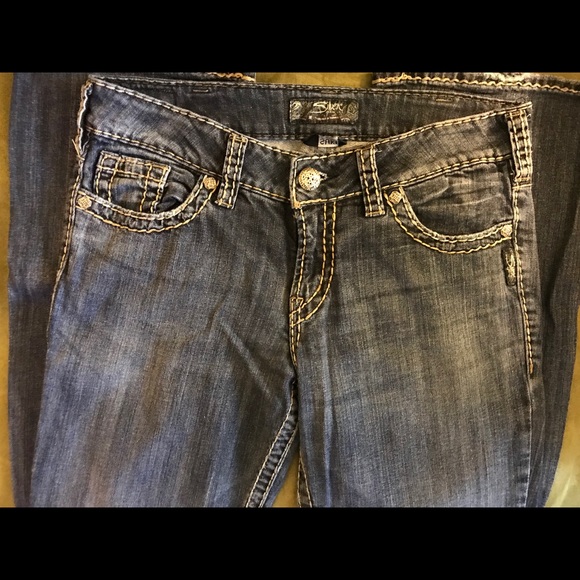 LOT OF JEANS: SILVER JEANS & 7 FOR ALL MANKIND - Picture 3 of 4
